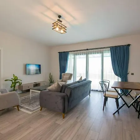 Merkezde Lueks Pamela 1 Villa