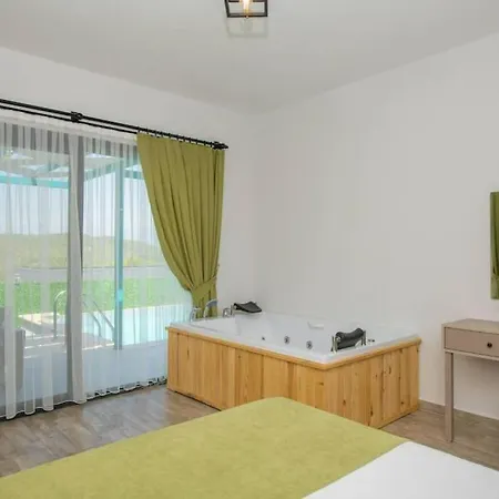 Villa Merkezde Lueks Pamela 1 Fethiye
